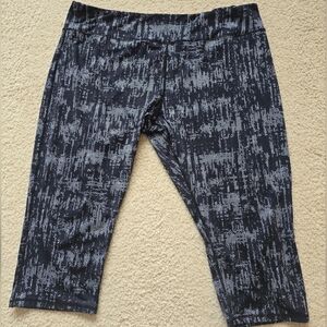 🌈 Kyodan White and Black Print Crop Cropped Workout Yoga Legging Pant 1X XXL